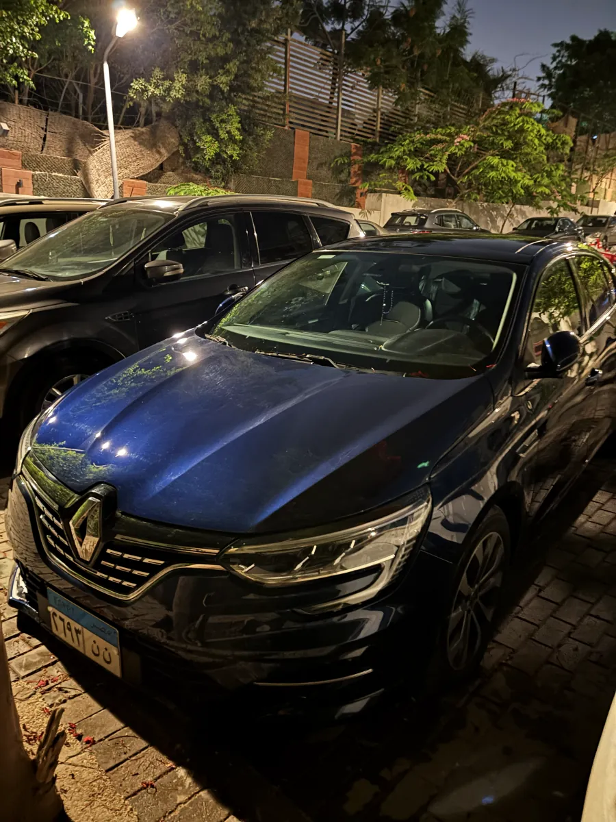 رينو ميجان بعد العناية
